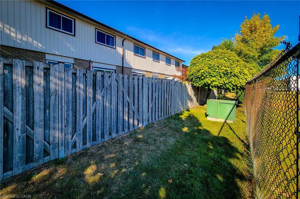 88-1115 Paramount Drive, Stoney Creek, ON - Outdoor