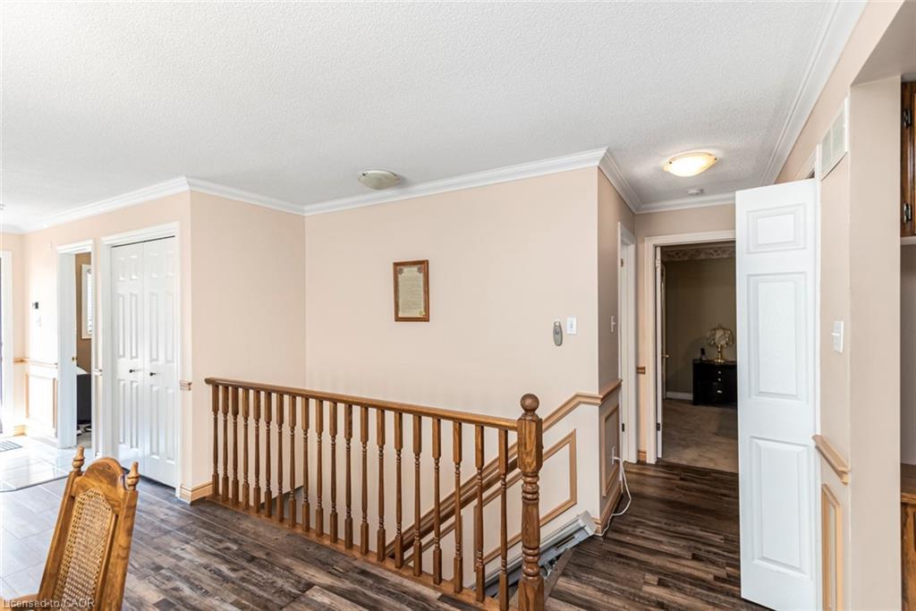 36-10 Wentworth Drive, Grimsby, ON - Indoor Photo Showing Other Room