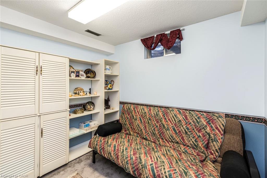 36-10 Wentworth Drive, Grimsby, ON - Indoor