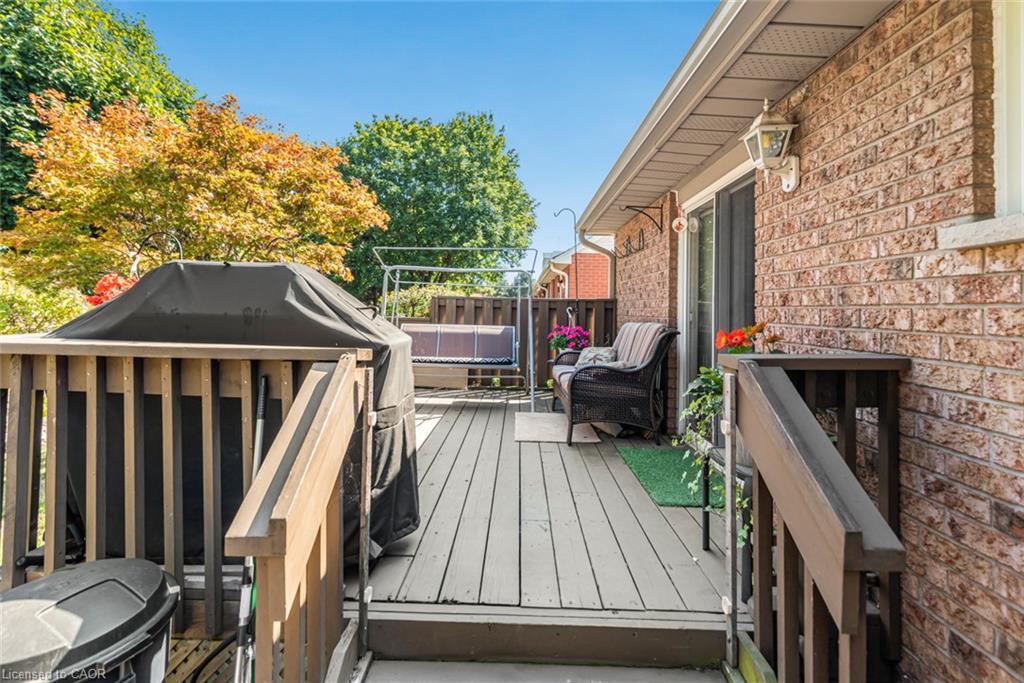 36-10 Wentworth Drive, Grimsby, ON - Outdoor With Deck Patio Veranda With Exterior