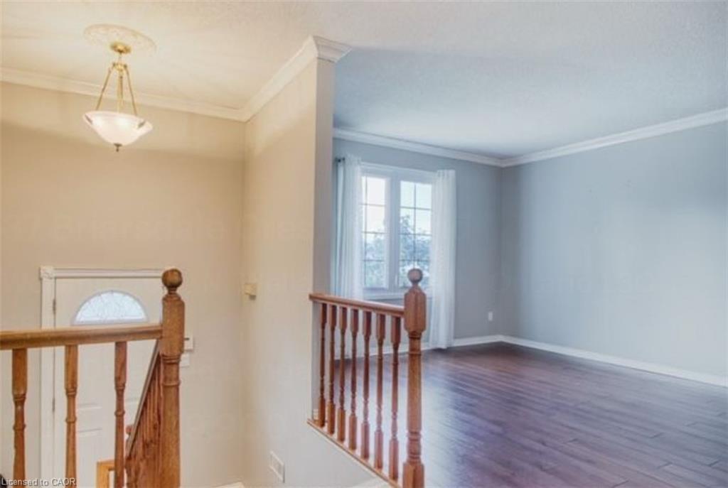 37 Briarsdale Crescent, Welland, ON - Indoor Photo Showing Other Room