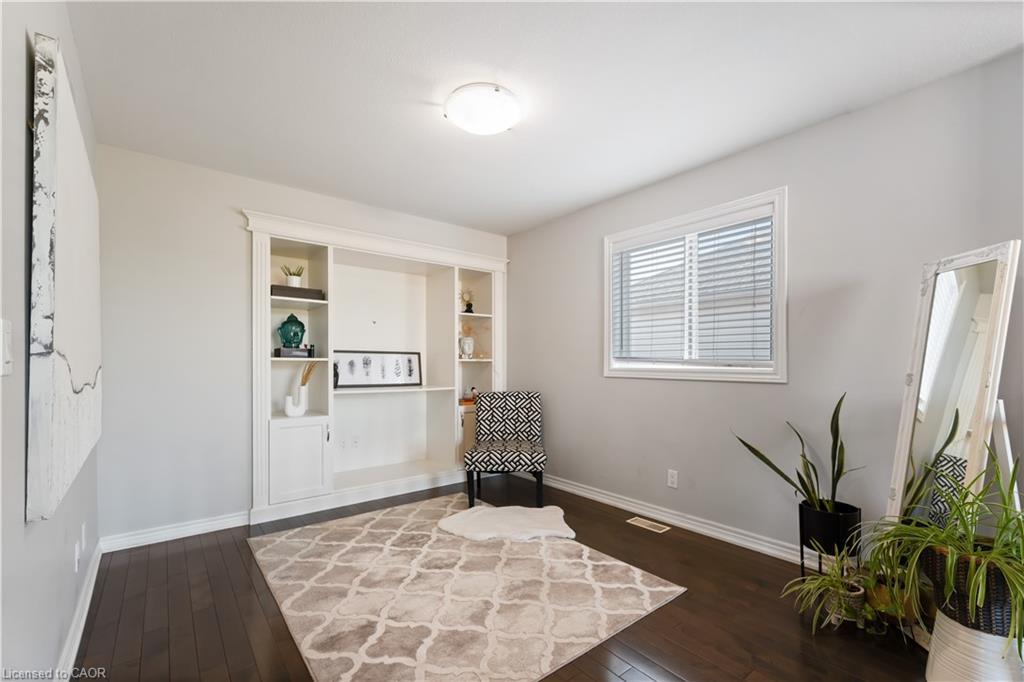 39 Honey Locust Circle, Thorold, ON - Indoor Photo Showing Other Room