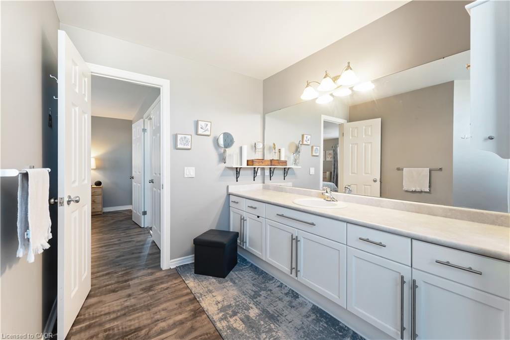 39 Honey Locust Circle, Thorold, ON - Indoor Photo Showing Bathroom