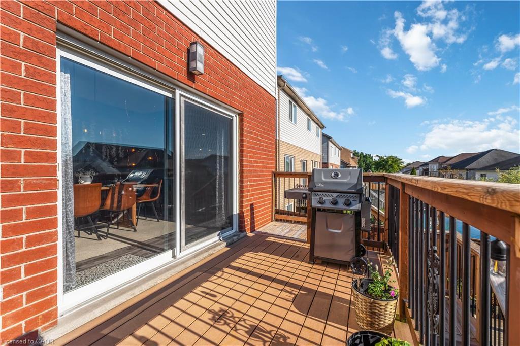 39 Honey Locust Circle, Thorold, ON - Outdoor With Deck Patio Veranda With Exterior