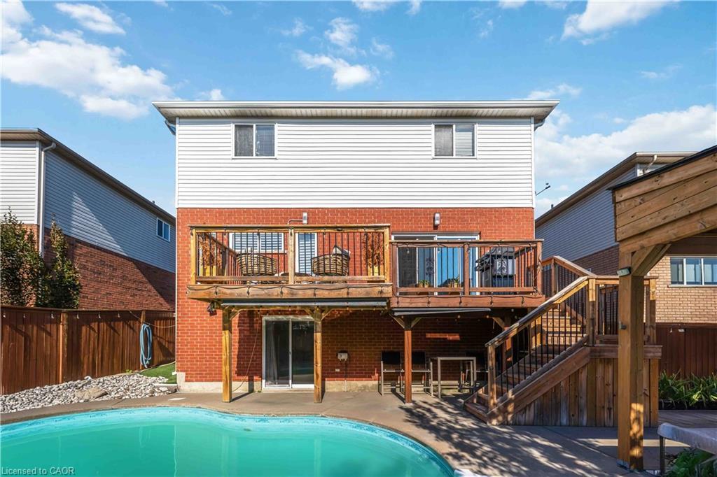 39 Honey Locust Circle, Thorold, ON - Outdoor With Deck Patio Veranda With Exterior