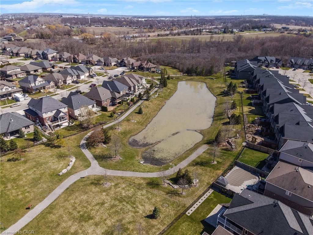 27 Monarch Street, Welland, ON - Outdoor With View