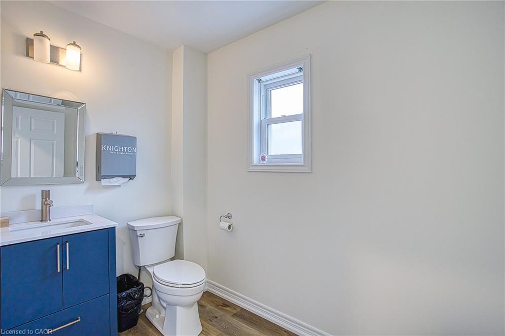 42 Ontario Street, Grimsby, ON