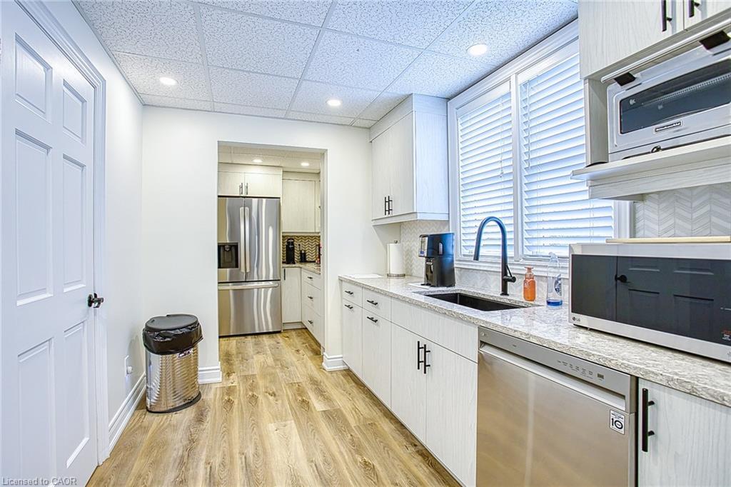 42 Ontario Street, Grimsby, ON