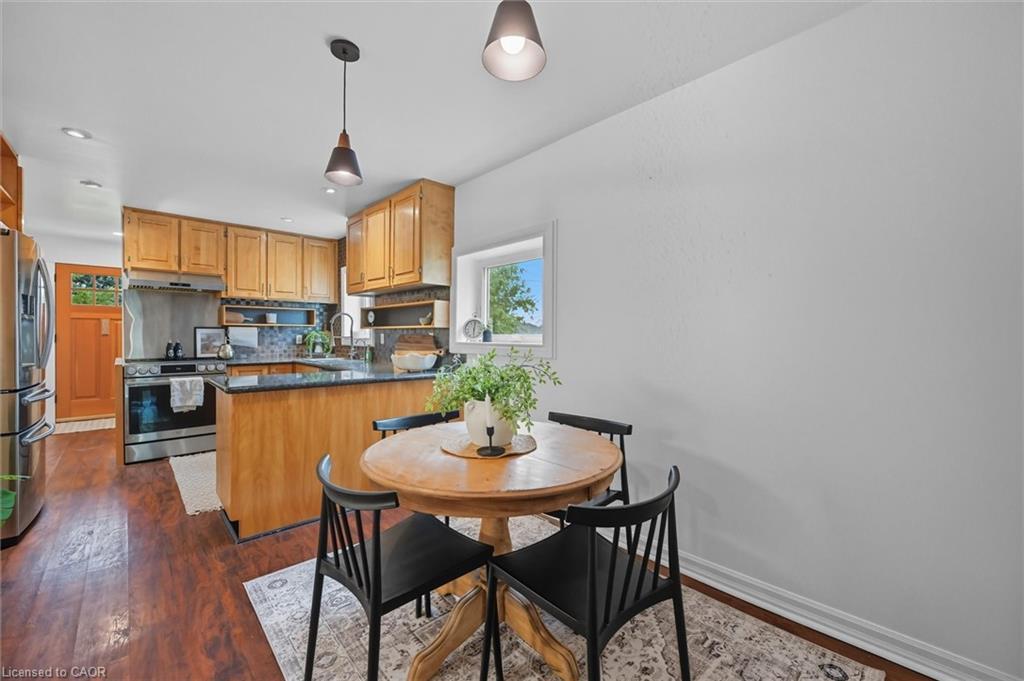 1348 Augustine Drive, Burlington, ON - Indoor