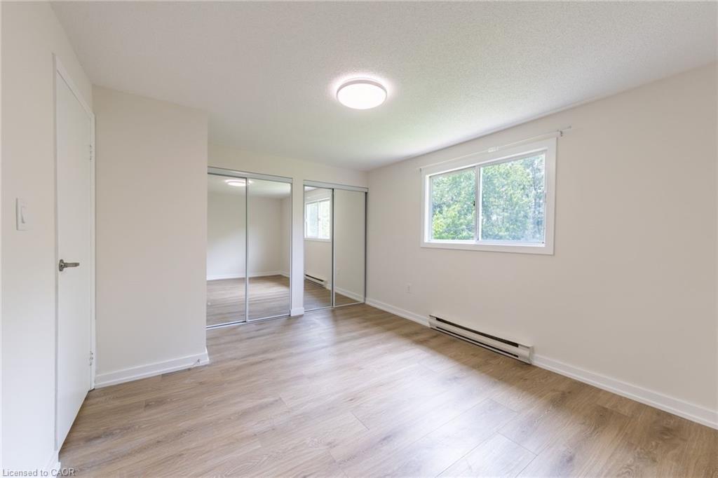 55-40 Imperial Road N, Guelph, ON - Indoor Photo Showing Other Room