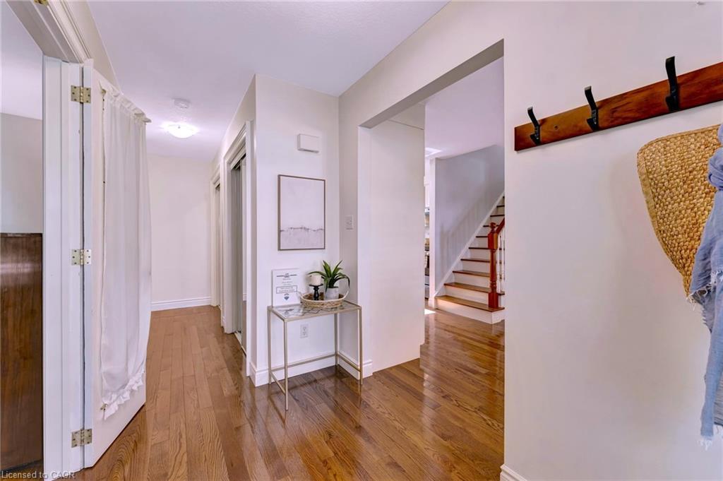 271 Newbury Drive, Kitchener, ON - Indoor Photo Showing Other Room