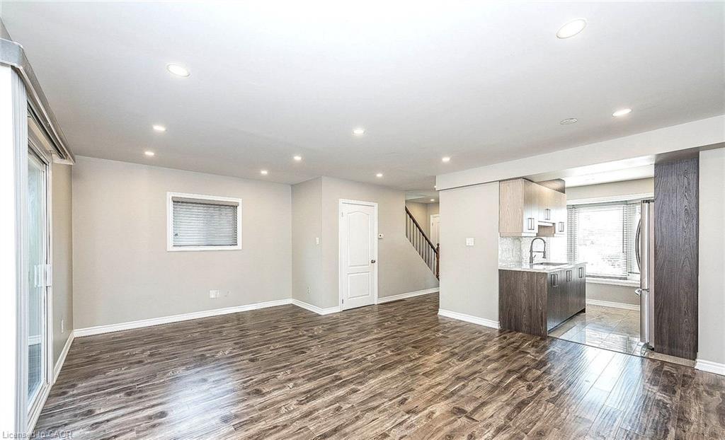 91 Madoc Drive, Brampton, ON - Indoor Photo Showing Other Room