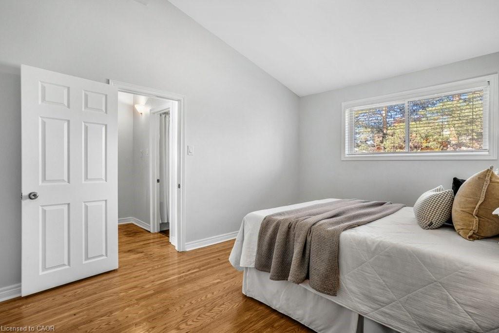 262 Westcourt Place, Waterloo, ON - Indoor Photo Showing Bedroom