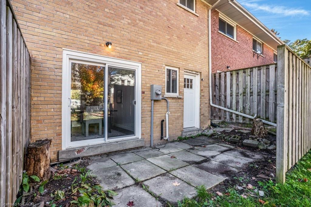 262 Westcourt Place, Waterloo, ON - Outdoor With Exterior