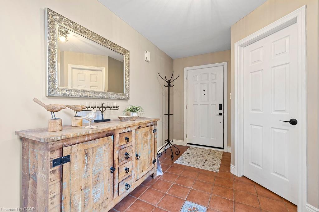 16 Linington Trail, Dundas, ON - Indoor