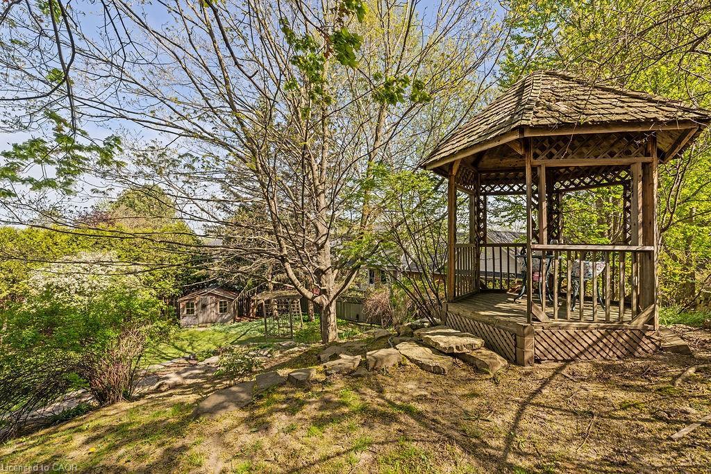 16 Linington Trail, Dundas, ON - Outdoor