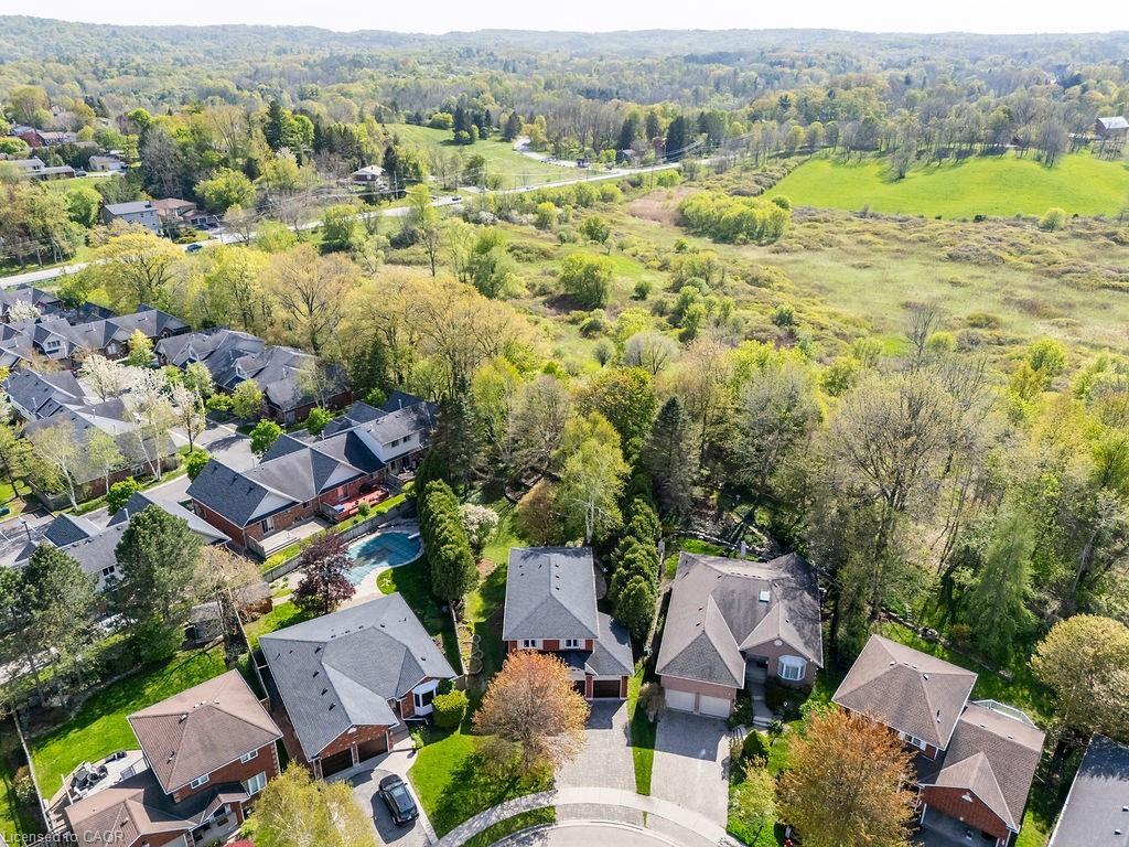 16 Linington Trail, Dundas, ON - Outdoor With View