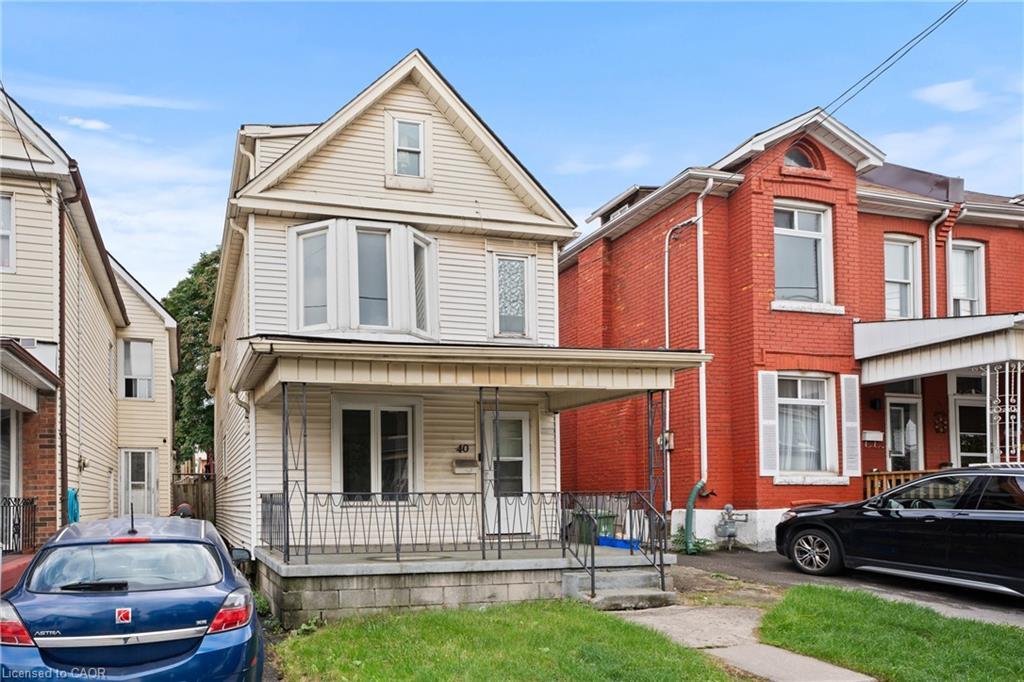 40 Rosemont Avenue, Hamilton, ON - Outdoor With Facade