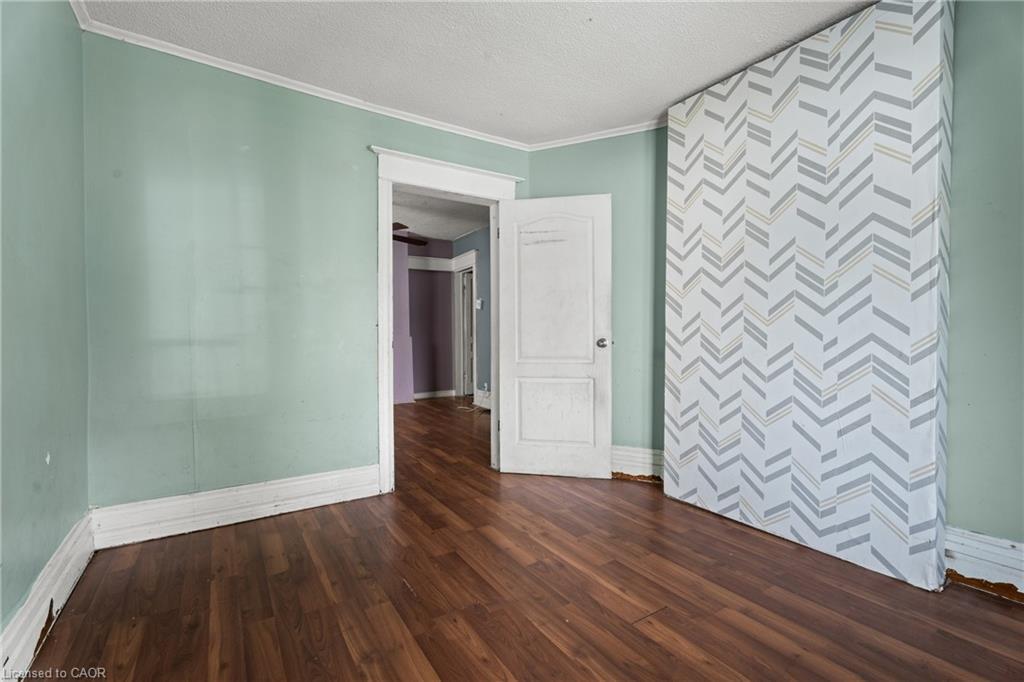 40 Rosemont Avenue, Hamilton, ON - Indoor Photo Showing Other Room