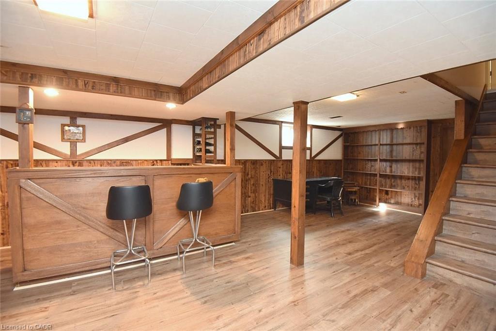 142 Marigold Court, Ancaster, ON - Indoor Photo Showing Other Room