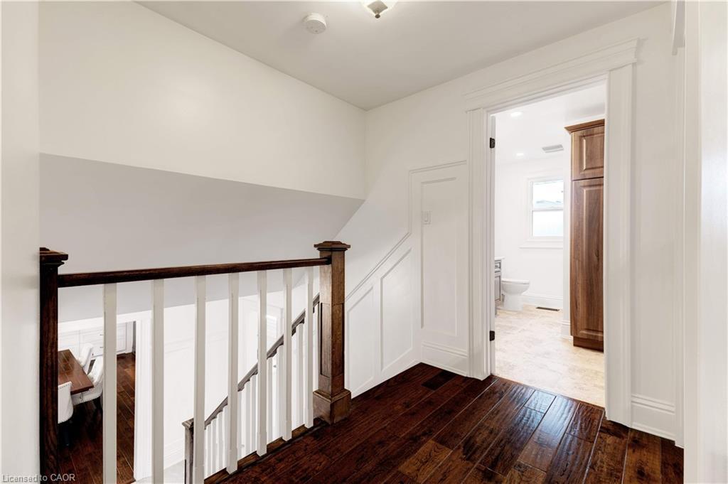 4190 Spruce Avenue, Burlington, ON - Indoor Photo Showing Other Room