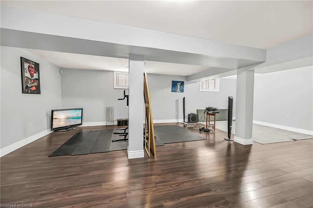 28 Tara Court, Hamilton, ON - Indoor