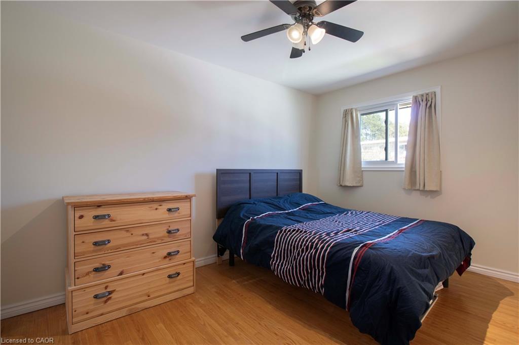 187 Clover Place, Kitchener, ON - Indoor Photo Showing Bedroom