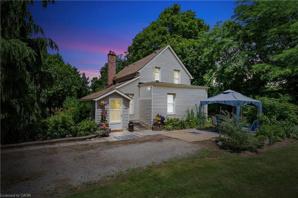 5400 North Service Road, Beamsville, ON - Outdoor