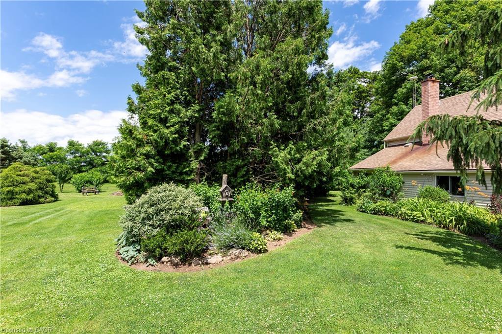 5400 North Service Road, Beamsville, ON - Outdoor