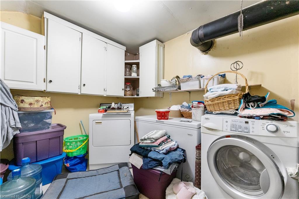 5400 North Service Road, Beamsville, ON - Indoor Photo Showing Laundry Room