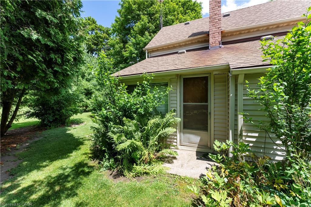 5400 North Service Road, Beamsville, ON - Outdoor