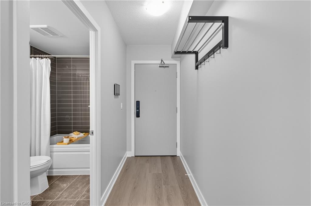 B602-3200 Dakota Common, Burlington, ON - Indoor