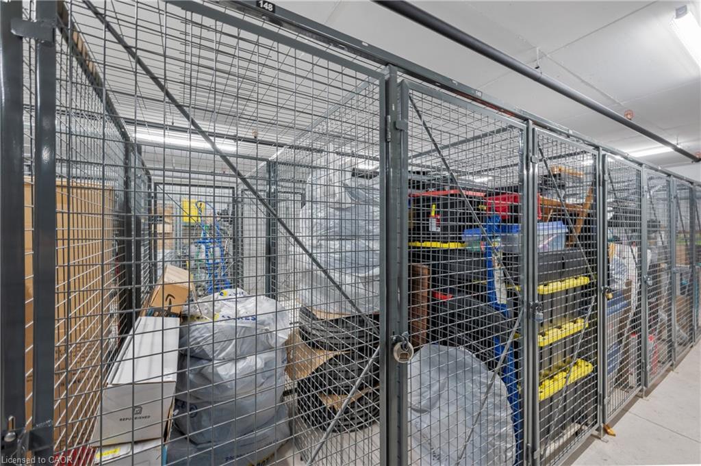 B602-3200 Dakota Common, Burlington, ON - Indoor