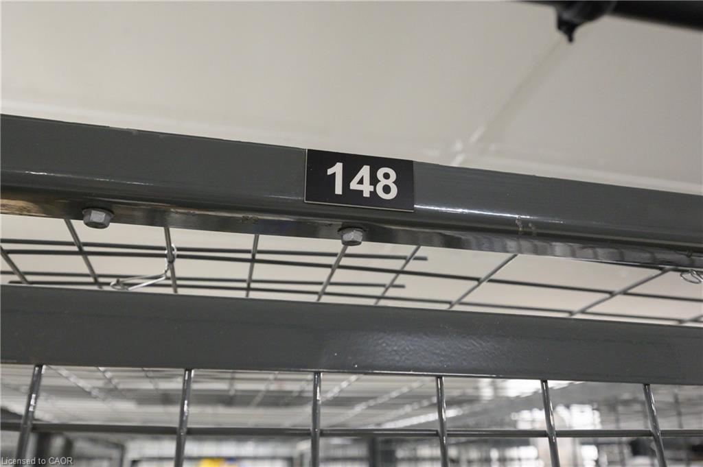 B602-3200 Dakota Common, Burlington, ON - Indoor Photo Showing Garage