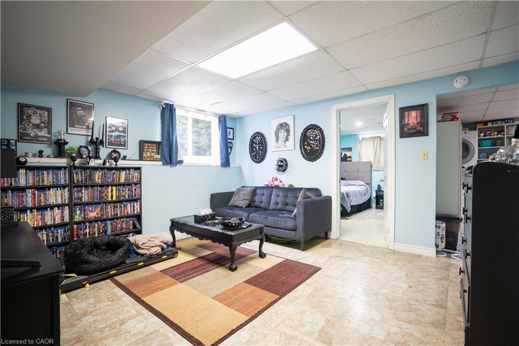 40 Balsam Street, Welland, ON - Indoor