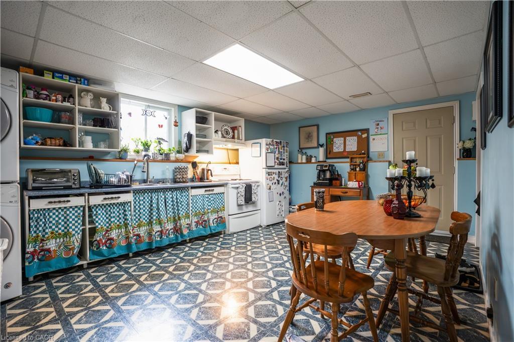 40 Balsam Street, Welland, ON - Indoor