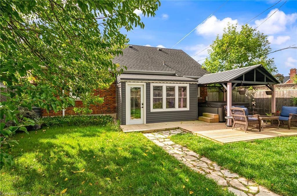 5201 Valley Way, Niagara Falls, ON - Outdoor