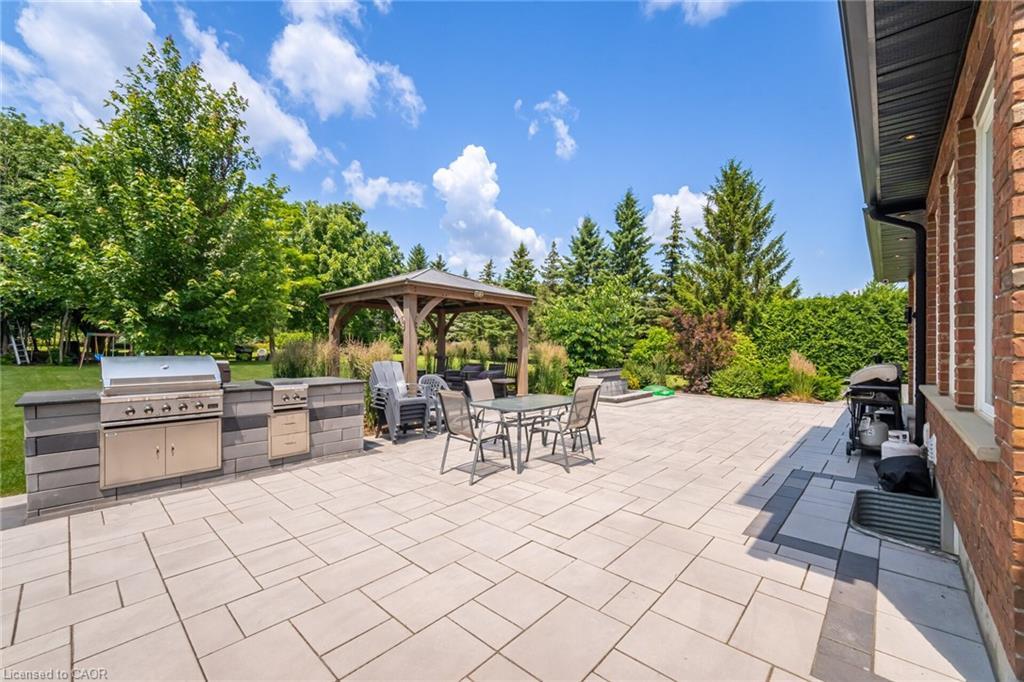 4 Deer View Ridge, Puslinch, ON - Outdoor