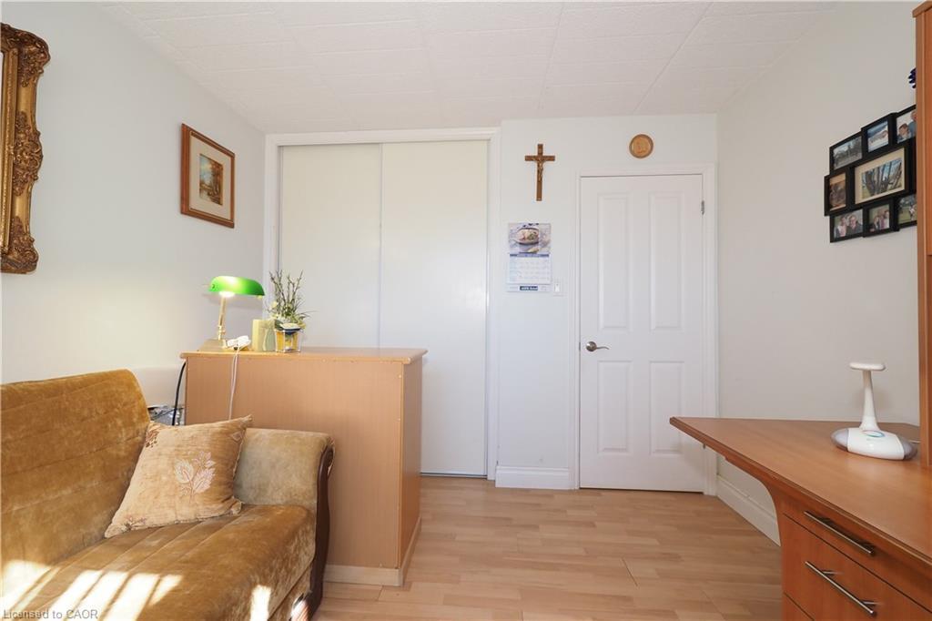 105-71 Vanier Drive, Kitchener, ON - Indoor