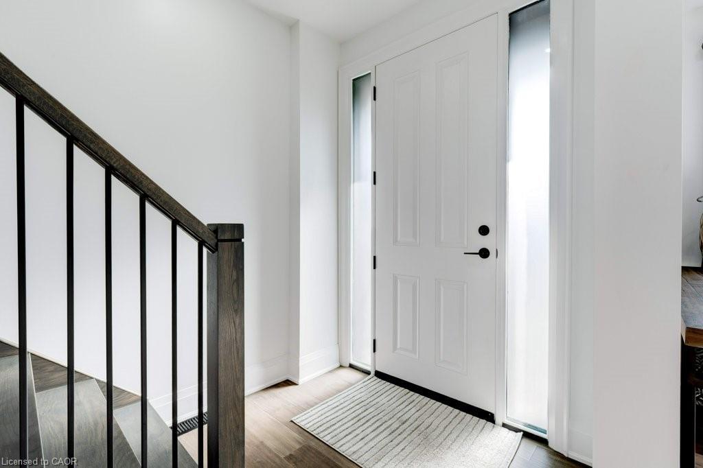 38 East 16Th Street, Hamilton, ON - Indoor Photo Showing Other Room