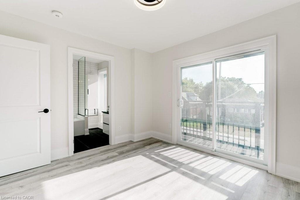 38 East 16Th Street, Hamilton, ON - Indoor