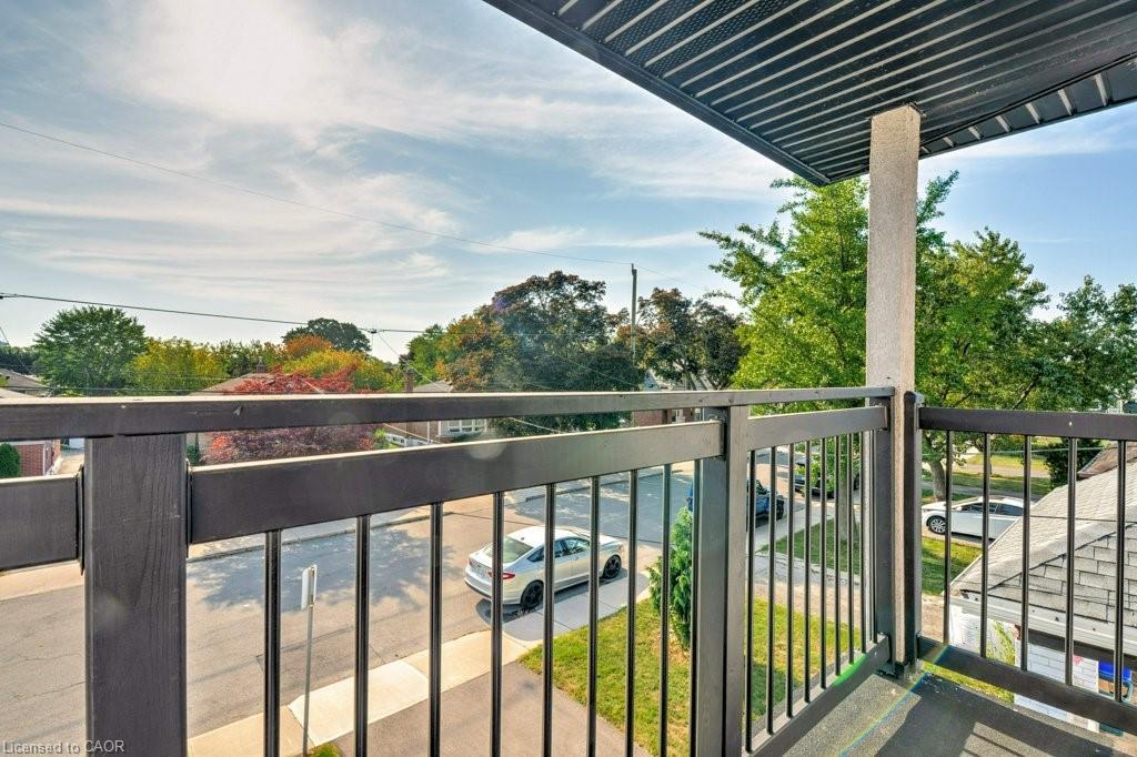 38 East 16Th Street, Hamilton, ON - Outdoor