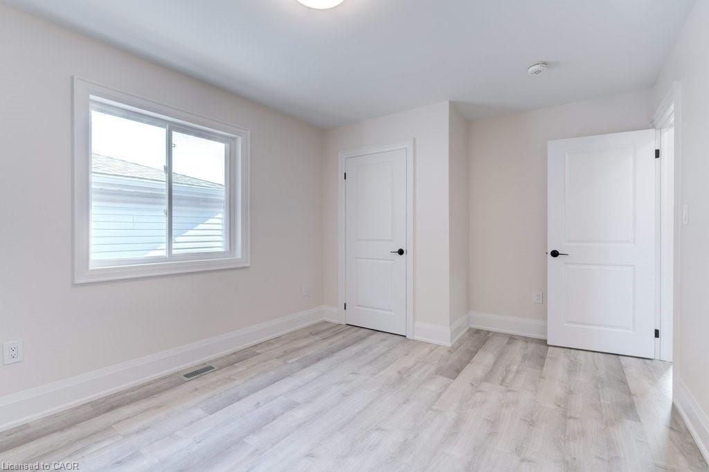 38 East 16Th Street, Hamilton, ON - Indoor Photo Showing Other Room