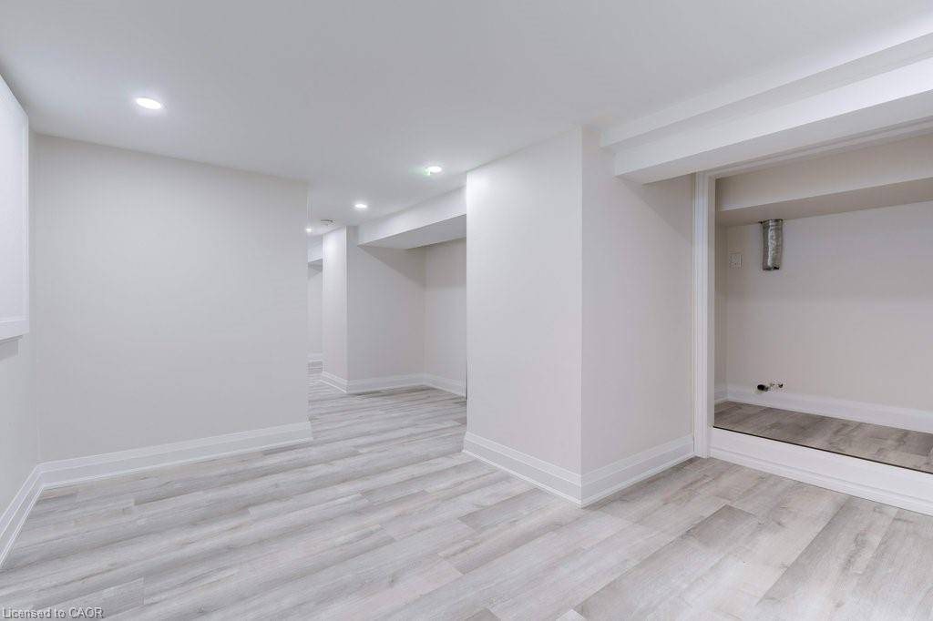 38 East 16Th Street, Hamilton, ON - Indoor