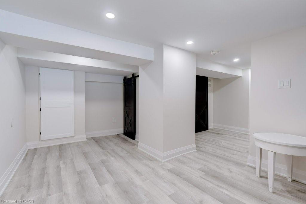 38 East 16Th Street, Hamilton, ON - Indoor