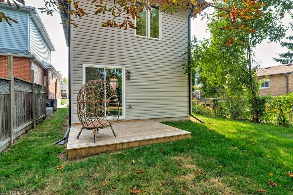 38 East 16Th Street, Hamilton, ON - Outdoor With Exterior