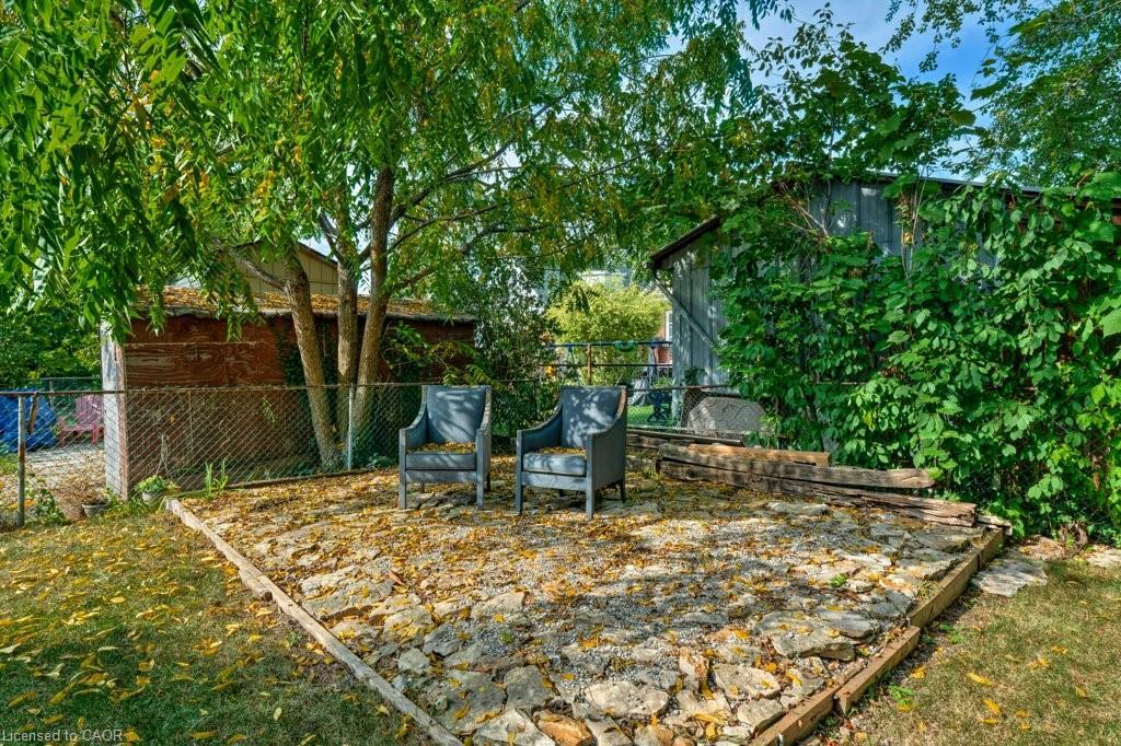 38 East 16Th Street, Hamilton, ON - Outdoor