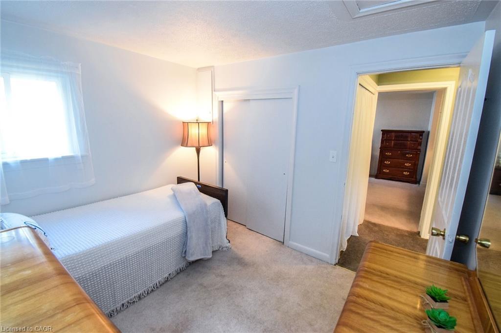 802 John Street, Dunnville, ON - Indoor Photo Showing Bedroom