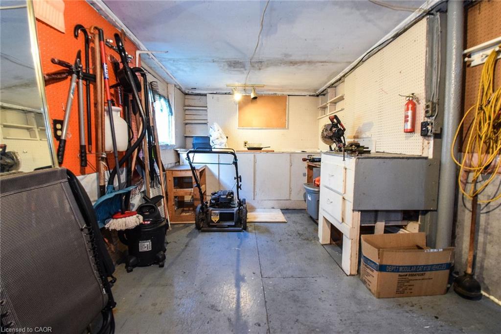 802 John Street, Dunnville, ON - Indoor