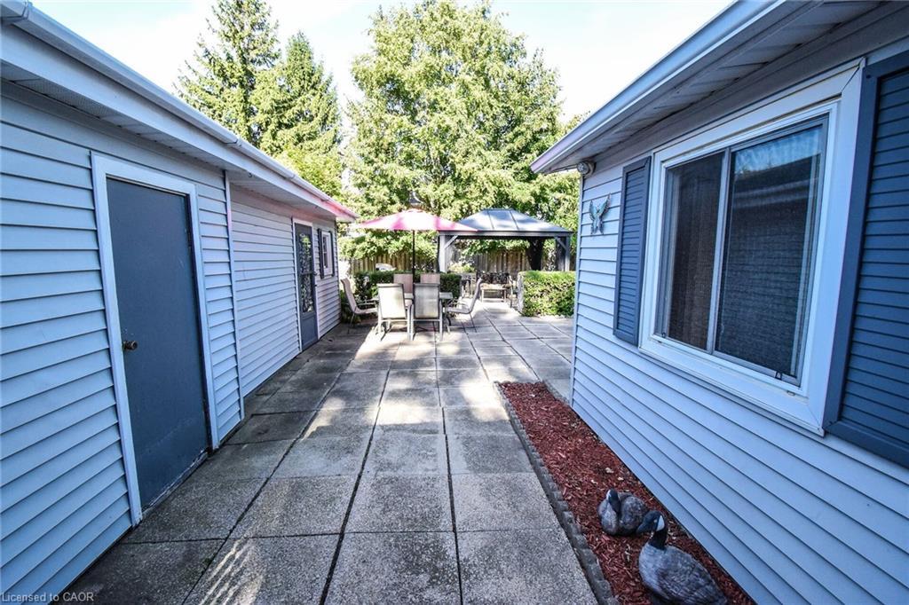 802 John Street, Dunnville, ON - Outdoor With Exterior